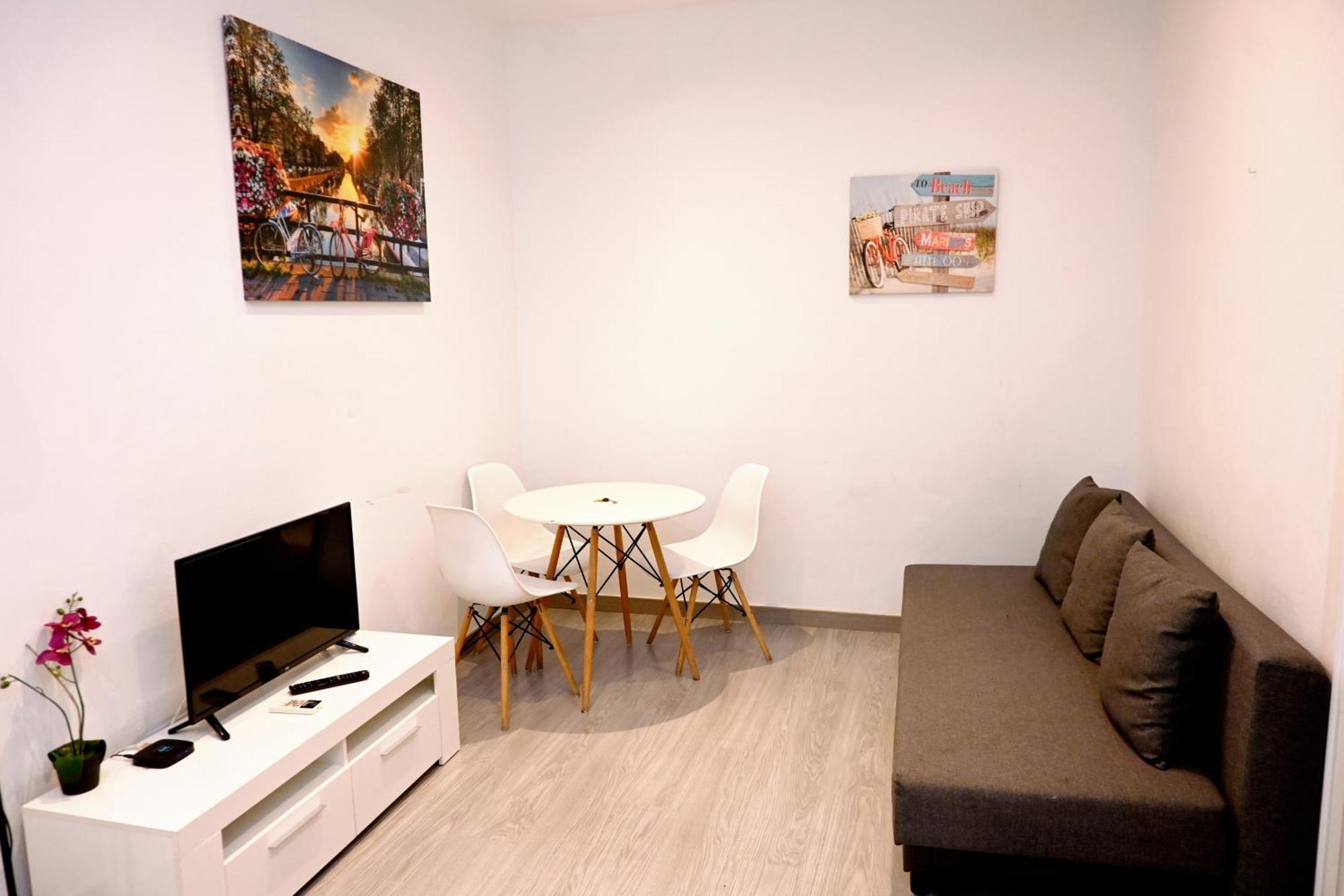 Homenfun Barcelona Les Corts Екстер'єр фото
